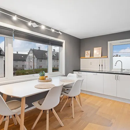Appartement Modern With Wifi And New Furniture - Free Parking - 3